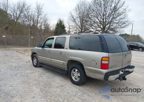 2000 Chevrolet Suburban 1500 Lt z USA, uszkodzony, nr VIN 3GNFK16T2YG161363